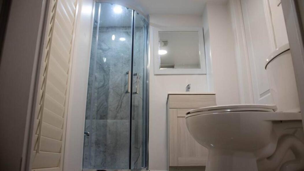 Riz Khan Peaceful Mississauga Home Luaran gambar