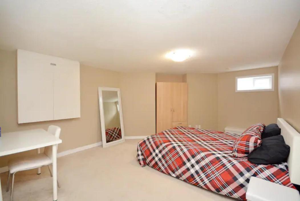 Riz Khan Peaceful Mississauga Home Luaran gambar